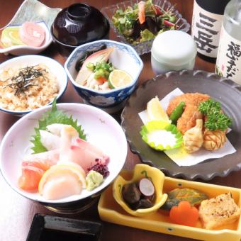 盡享時令食材的奢華美味…冬季宴席套餐 6,600 日圓（含稅）+ 1,650 日圓（含稅），包含 120 分鐘暢飲。
