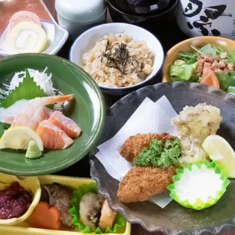 【料理のみ】1人1皿ずつ愉しむ瀬戸内の鮮魚秋のコース4400円(税込)