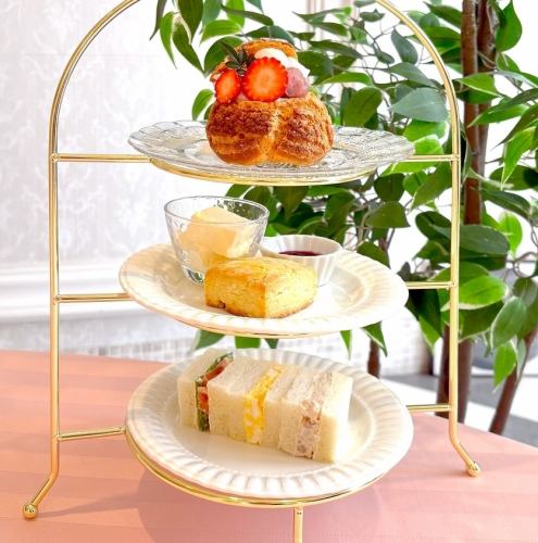 　3月アフタヌーン【桜と苺のシュープランタニエ】当日注文OK  