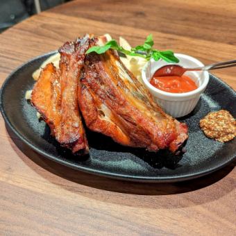 Spare ribs in charred sauce (1 piece)