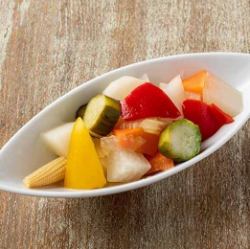 自制泡菜和橄榄