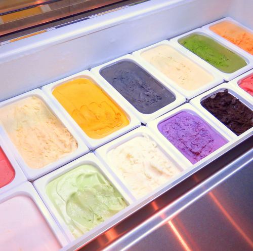 All-you-can-eat gelato and 24 types of ice cream for an additional 350 yen to each plan!