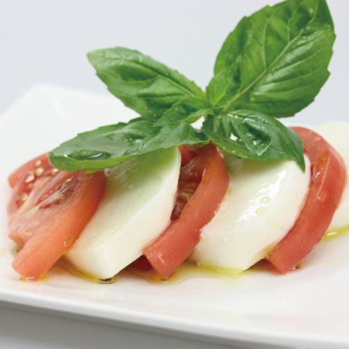 Fresh tomato caprese ... all you can eat ♪