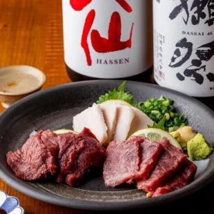 【桜軍鶏満開コース】希少部位馬刺3種盛×軍鶏セイロ蒸し♪2.5H飲放付7,000円《全11品》