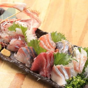 [2.5H all-you-can-drink included] Directly delivered from the market every day! Assorted 6 pieces of sashimi x 2 types of fried foods course 5,000 yen