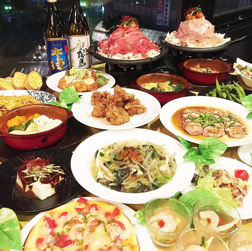 No matter how much you eat or drink, it's only 3,500 yen! Groups of up to 100 people are also welcome!