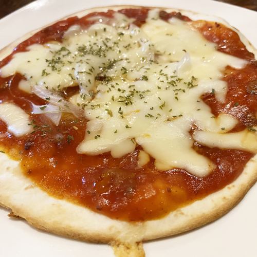 Meat sauce pizza