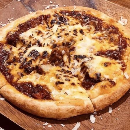 도야마 히미 소의 끓인 피자