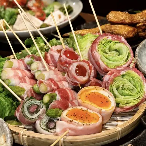 彩り豊かな野菜巻き串