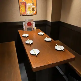 テーブル