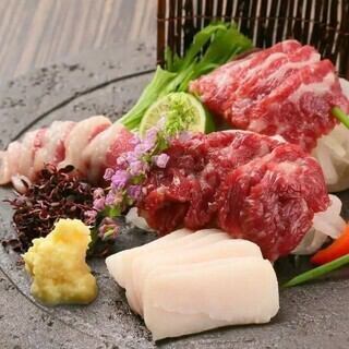 ビール付120分飲み放題!馬刺、黒毛和牛イチボ肉ステーキ 土鍋ご飯【九州一周贅沢コース】6000円