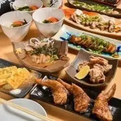 【여름 한정】맥주 포함 120 분 음료 무제한! 〆까지 붙어있는 하카타득 코스 4000 엔