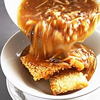 ◎2時間飲み放題付き◎フカヒレおこげ・牛肉の黒胡椒炒め・焼餃子等!お料理9品4500円