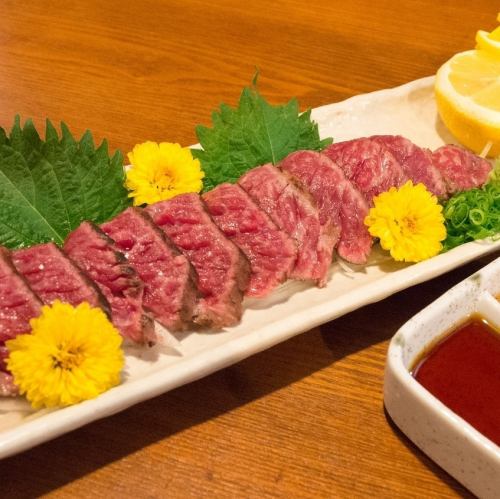 You can eat "Kumano Beef", a high-grade Wakayama specialty beef.