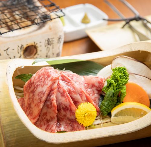 [Kumano beef Uchihira lava grilled] For those who like lean meat, please enjoy the irresistible part with Kumano beef! 1078 yen (tax included)