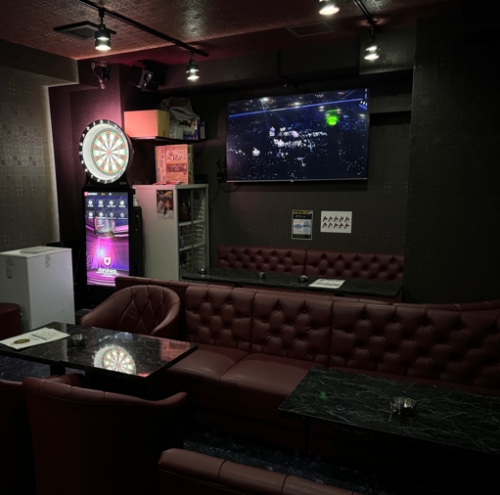 ダーツや各種パーティーゲームもご用意♪お酒の合間に、ダーツも楽しめます♪