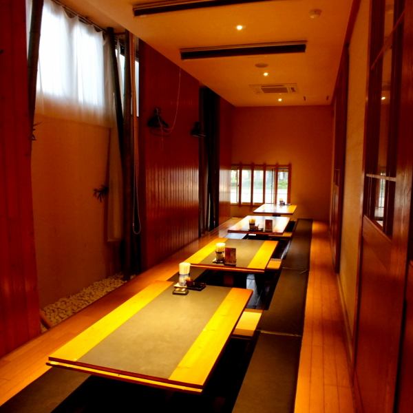 最大30名様でご利用可能な掘りごたつ席は、会社宴会や各種打ち上げ・同窓会のパーティーなど様々なシーンでご利用いただいております！