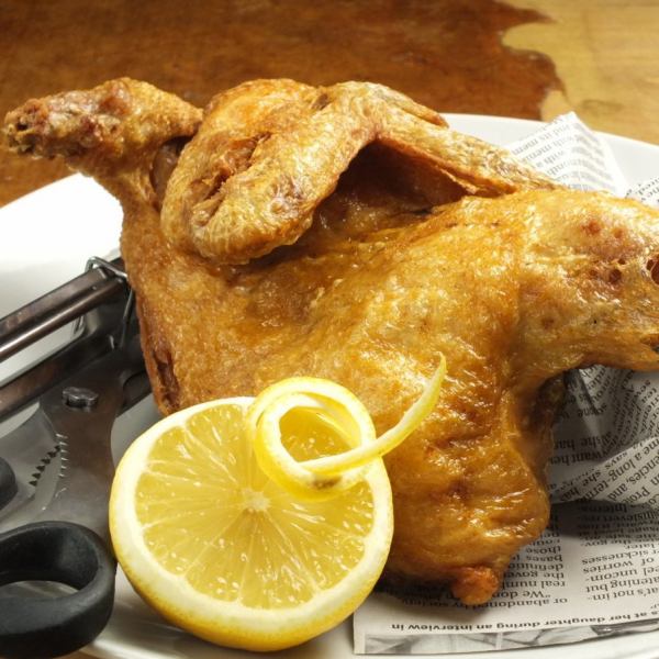 名物　「 半身鶏の唐揚げ 」 