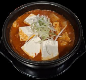 豚キムチチゲ