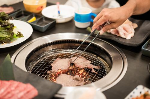 Have fun with Yakiniku with your family! We have many great value assortments available!