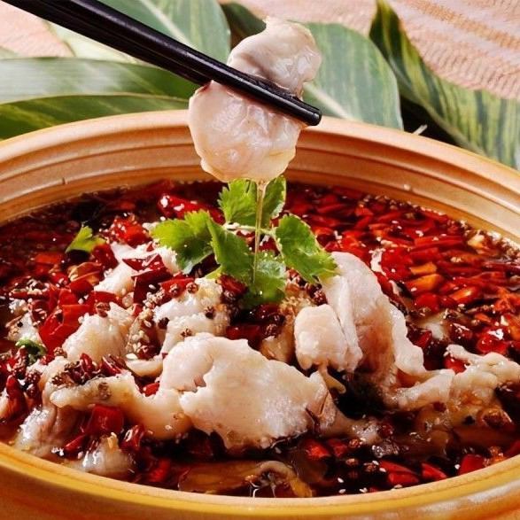 [Very popular with women◎] White fish Sichuan style stew with plenty of collagen