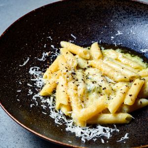 【佐酒意麵開胃菜】戈貢佐拉起司筆管面