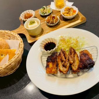 猪肉和奈良腌制千层酥皮炸排