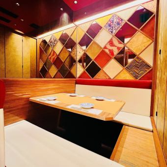 We offer a variety of private rooms.It can be used by 2 people.We recommend that you make a reservation for the horigotatsu private room where you can relax.We offer dishes suitable for banquets with a large number of people, welcome parties, farewell parties, and entertainment at famous stations.
