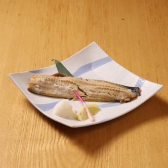 縞ホッケの塩焼き