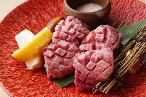 厚切りタン塩