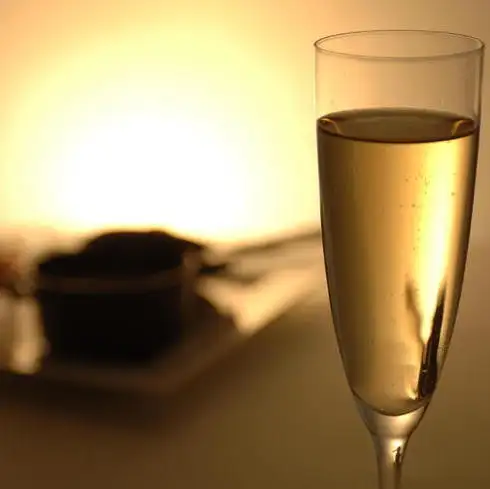 ＜個室確約＞アニバーサリープラン　～乾杯のお飲物・パティシエ特製ケーキ～