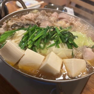 藁焼きもつ鍋　1人前