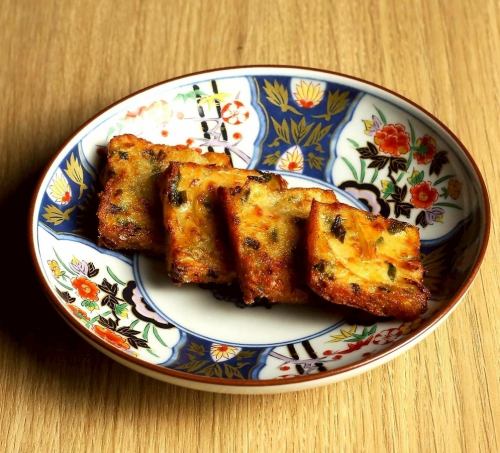 一口大小的韭菜煎饼