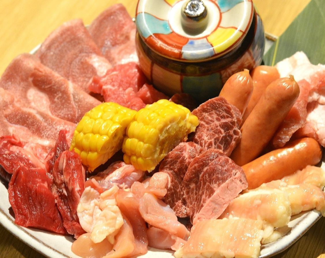 【焼肉食べ放題】お肉の味わいをしっかり楽しめる厚切り焼肉¥4,000前後で食べ放題♪