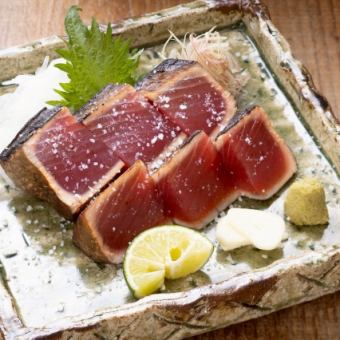 【ほぼかつおづくし】鰹屋が考えた鰹創作料理を堪能できます。7700円(税込)