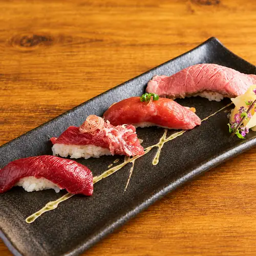 桜肉寿司
