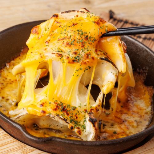 熱々鉄板チーズ餃子