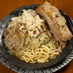 がっつり！まぜそば豚二郎