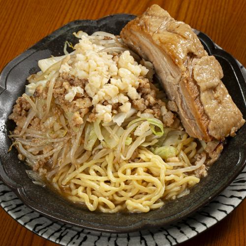 がっつり!まぜそば豚二郎