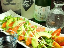 酪梨鮭魚沙拉
