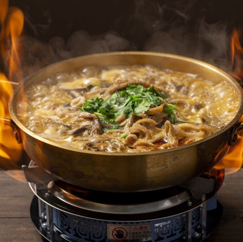 様々な絶品羊肉が味わえる