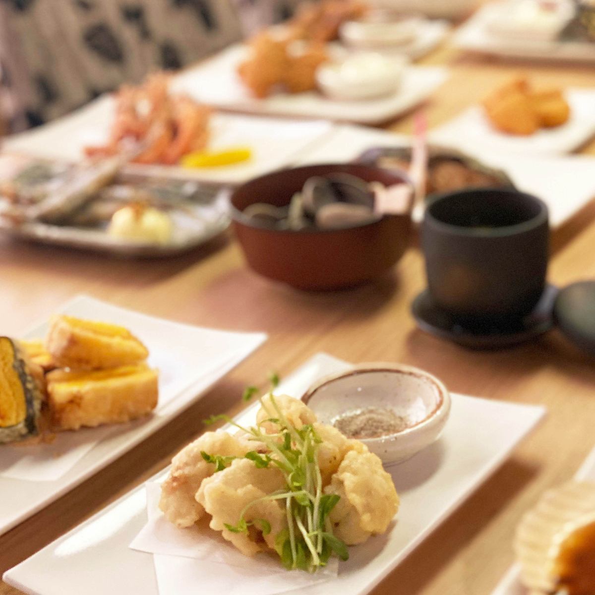 夜景を愉しむ・個室で寛ぐ・全品食べ飲み放題3800円～