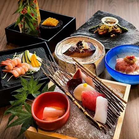 7月限定【魚吉海鮮コース 5,000円】お造り六点盛・海老いか焼きしゃぶ等料理七品/個別盛