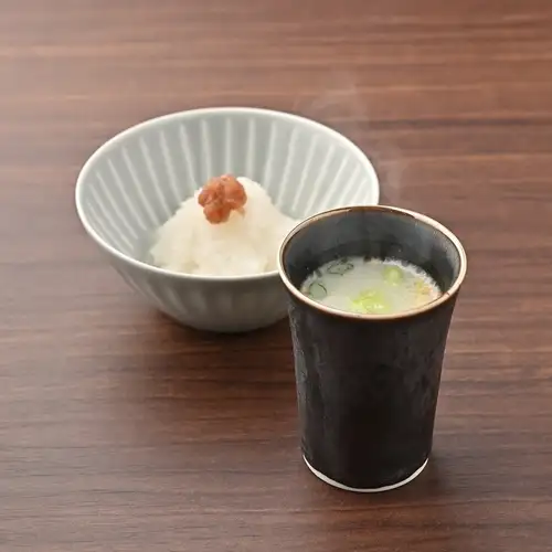 통통 진한 닭 스프 오니 오로시 매실 고기