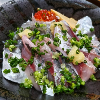 生白砂沙丁魚親子丼