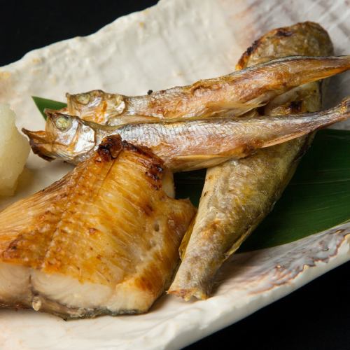 Three kinds of dried fish grilled