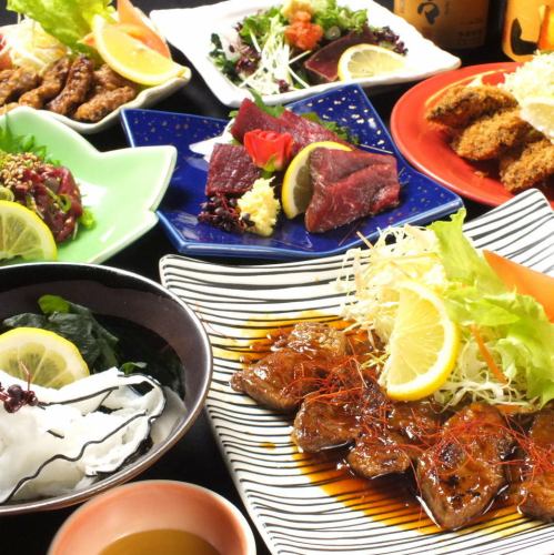 百番名物！鯨料理そろえてます♪