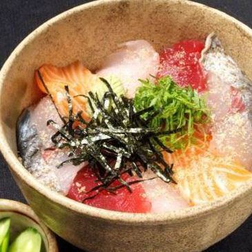 鮮度抜群！！海鮮ミニ漬け丼
