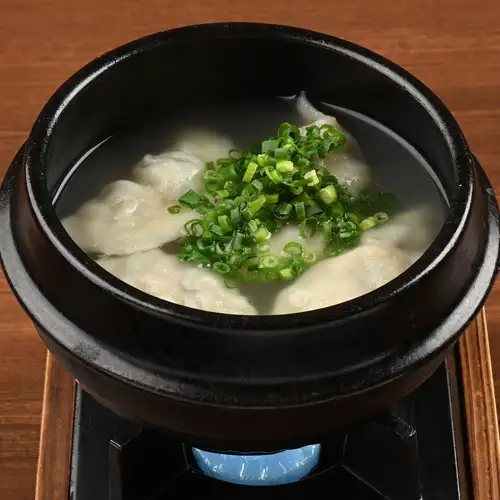水餃子(4個)