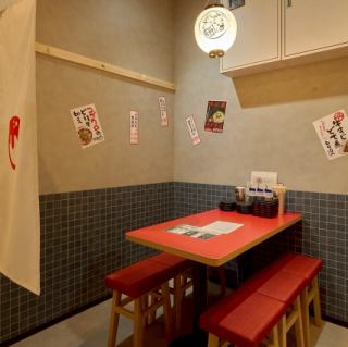 会社帰りにふらっと寄って帰るのはもちろん、友人との集まりや会社の宴会や歓送迎会などにもピッタリのお店です♪